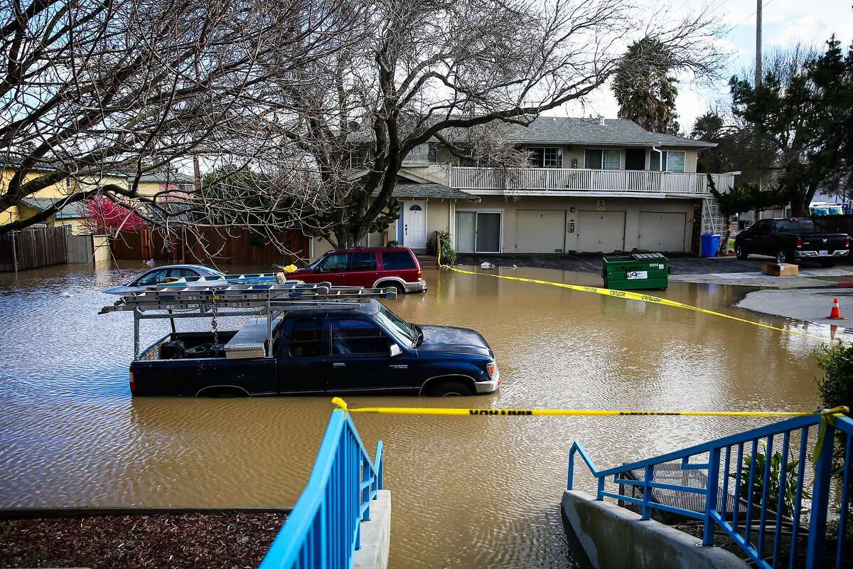 Rains fade but flooding prompts rescues of 225 people in San Jose