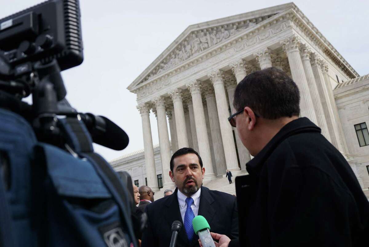 Attorney Cristobal Galindo, representing the family of Mexican teenager Sergio Adrian Hernandez Guereca, speaks infront of the US Supreme Court after presenting argument on February 21, 2017 in Washington, DC. Hernandez was on the Mexican side of the US-Mexico border when he was shot and killed by US border agent Jesus Mesa Junior. / AFP PHOTO / MANDEL NGANMANDEL NGAN/AFP/Getty Images