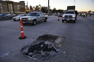 Giant hole on I-45 near Hardy Toll Road fixed in time for rush hour