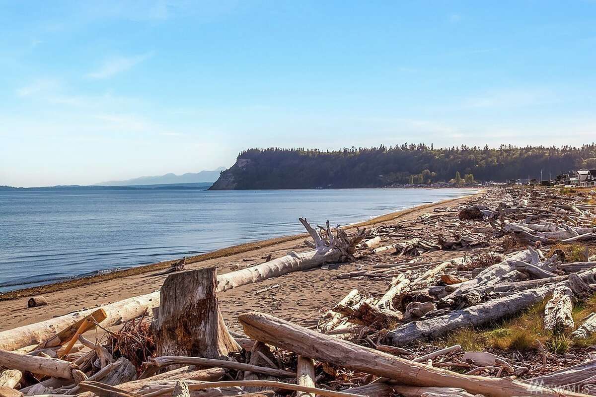 Sprawling Whidbey Island estate asks 5 million