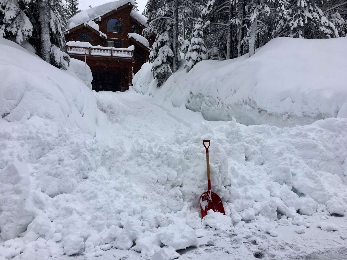 Photos show the insane amounts of snow piled up in Tahoe