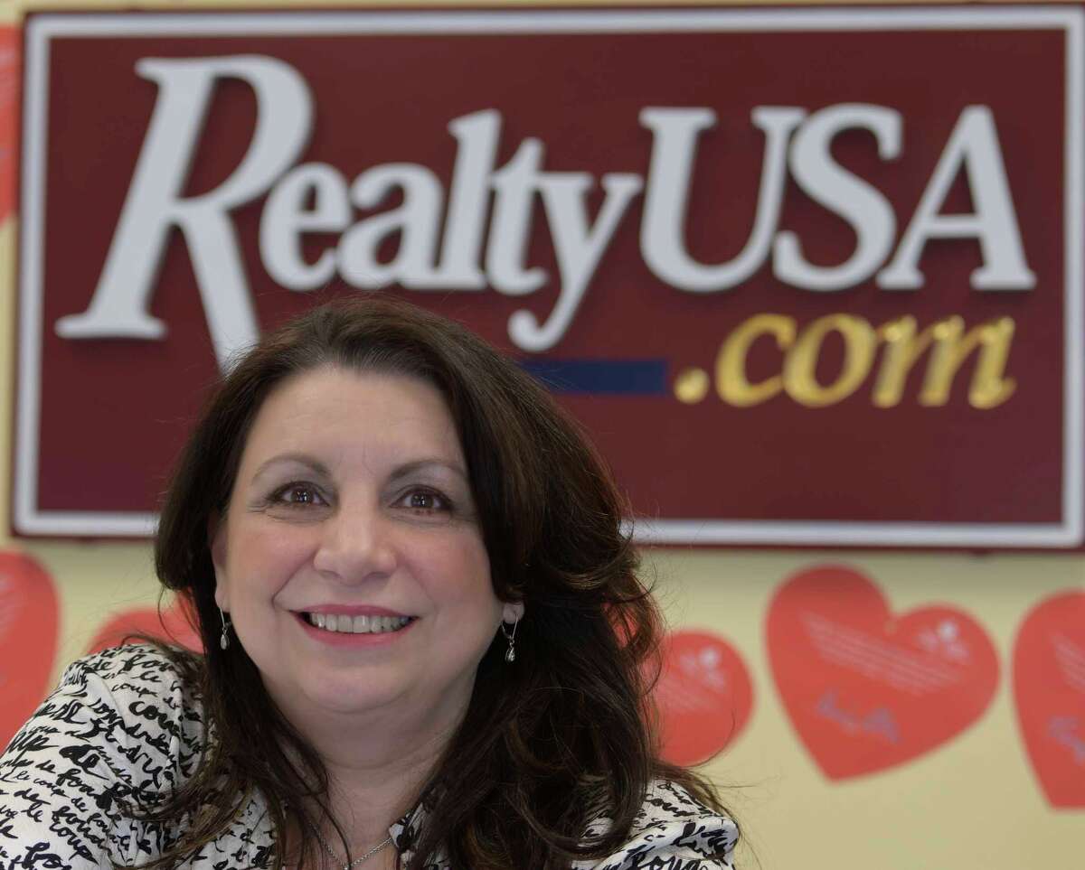 Real estate agent finds calling finding accessible homes