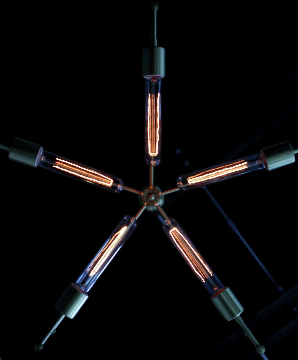 First look Osso & Kristalla