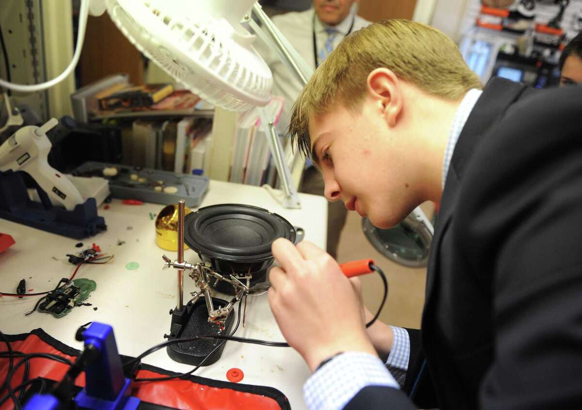 Greenwich Country Day’s tech courses “reshaping student learning”