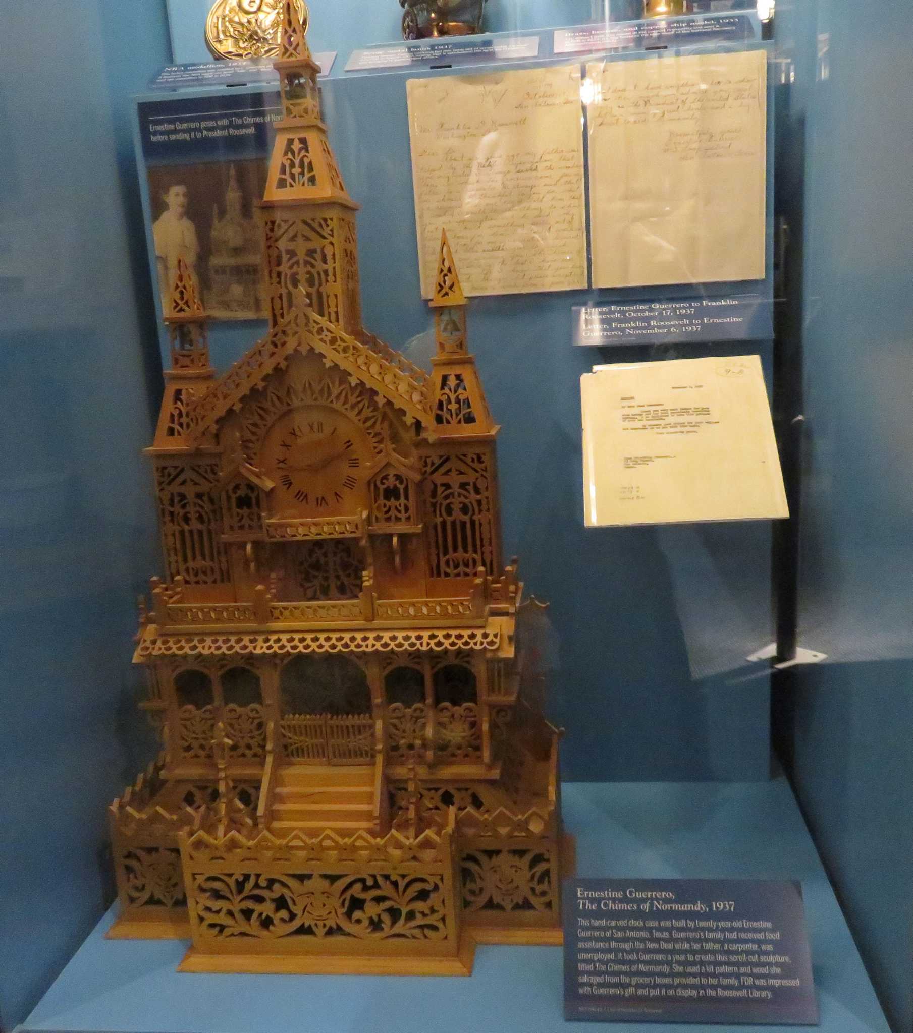 S.A. teen crafted project to thank president