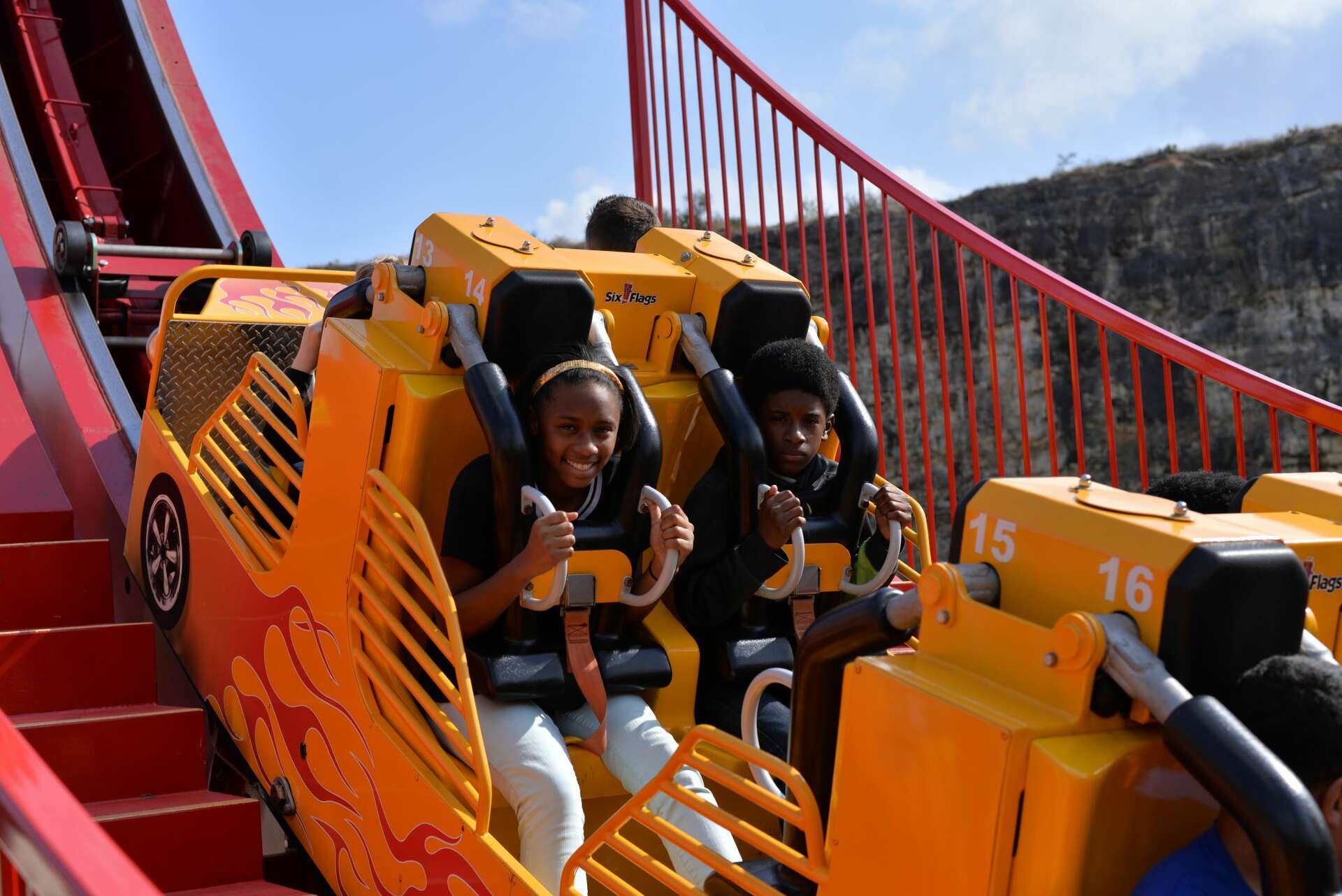 Six Flags Fiesta Texas retires classic ride