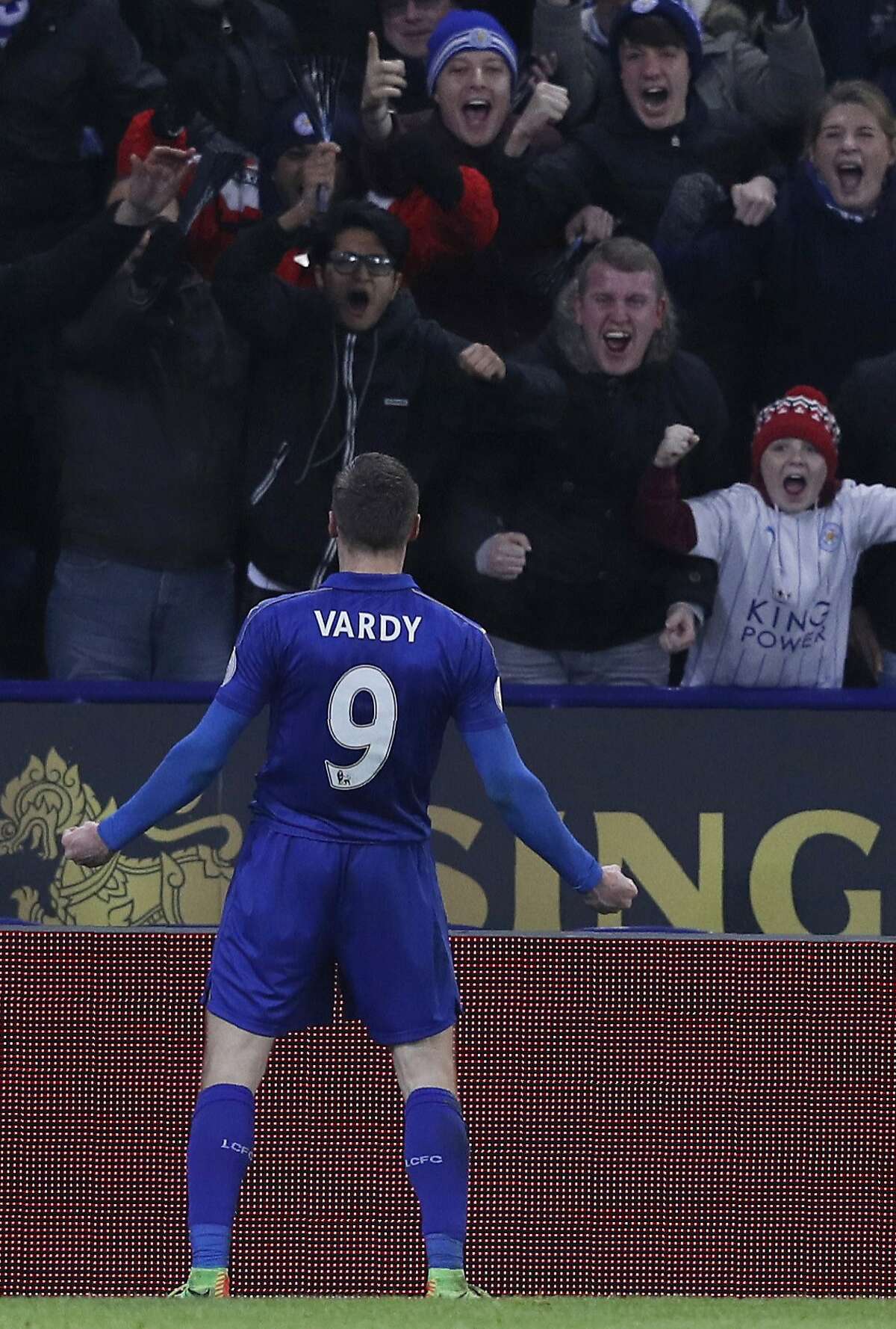Leicester City's English striker Jamie Vardy celebrates scoring his team's third goal during the English Premier League football match between Leicester City and Liverpool at King Power Stadium in Leicester, central England on February 27, 2017. / AFP PHOTO / ADRIAN DENNIS / RESTRICTED TO EDITORIAL USE. No use with unauthorized audio, video, data, fixture lists, club/league logos or 'live' services. Online in-match use limited to 75 images, no video emulation. No use in betting, games or single club/league/player publications. / ADRIAN DENNIS/AFP/Getty Images