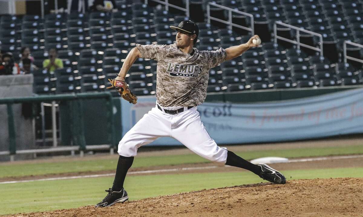 El equipo de béisbol Laredo Lemurs invita a la comunidad a “adoptar” un jugador para la próxima temporada de la Asociación Americana de Beisból Profesional.