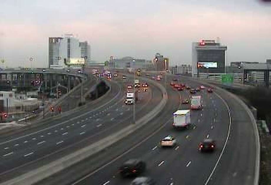 Lane reopened on I95 in Bridgeport Connecticut Post