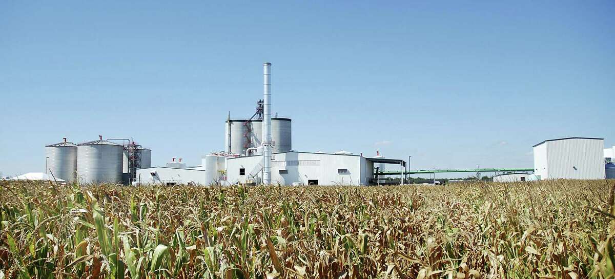 The Mid Missouri Energy ethanol plant rises out of the cornfields near Malta Bend, Mo. Parties, including representatives of San Antonio-based refiner Valero Energy Corp., presented the White House with a memorandum containing draft language it could use to direct the EPA to make adjustments to the Renewable Fuel Standard. A presidential memorandum could be issued sometime soon, according to the people, who declined to be identified discussing ongoing negotiations.