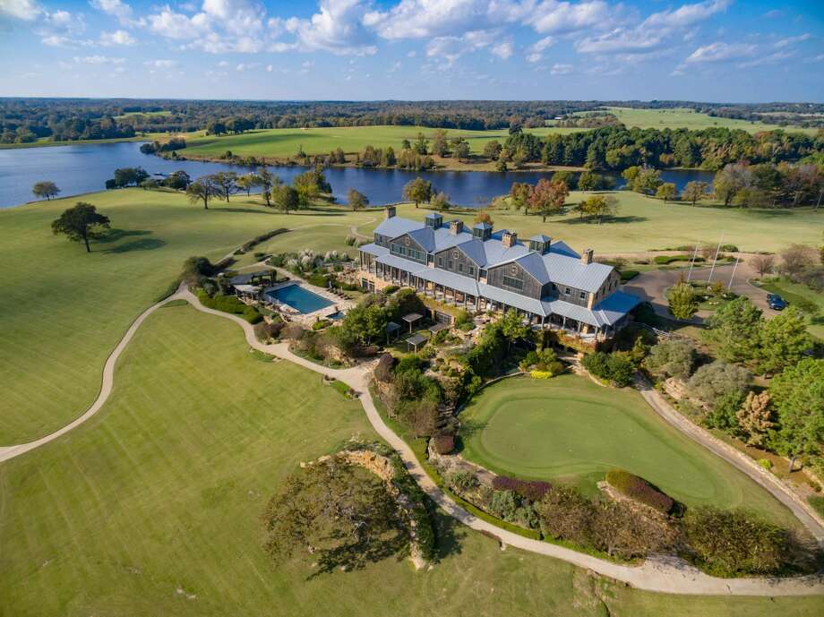 Sprawling Barefoot Ranch for sale southeast of Dallas could reportedly