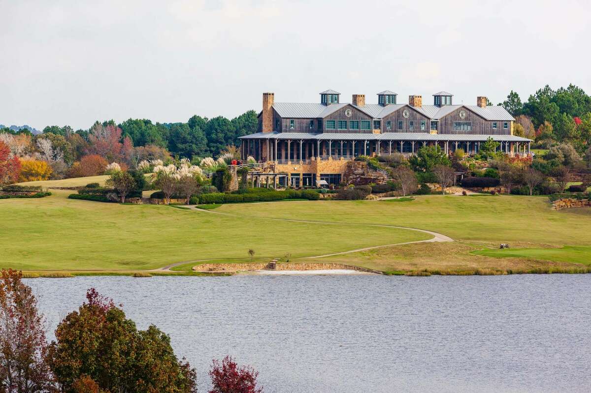Sprawling Barefoot Ranch for sale southeast of Dallas could reportedly