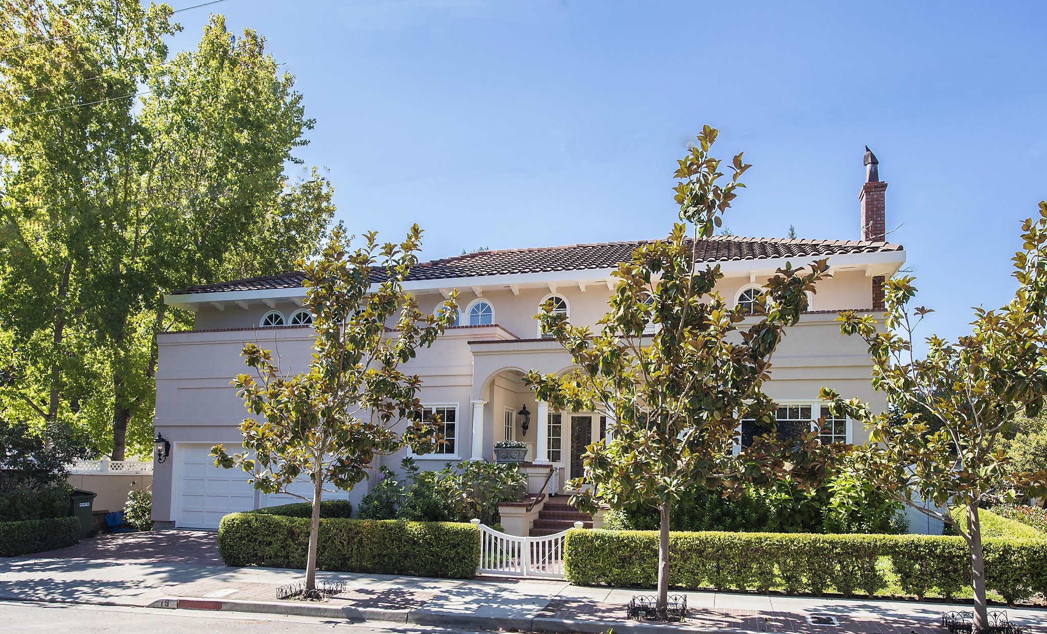 Artful elegance of San Rafael’s Hydrangea House - SFGate