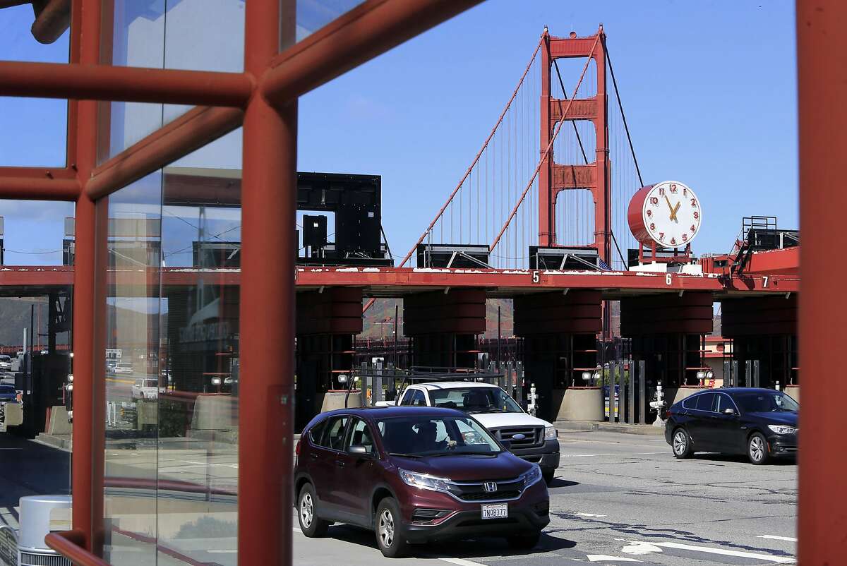 3 Golden Gate Bridge toll plaza