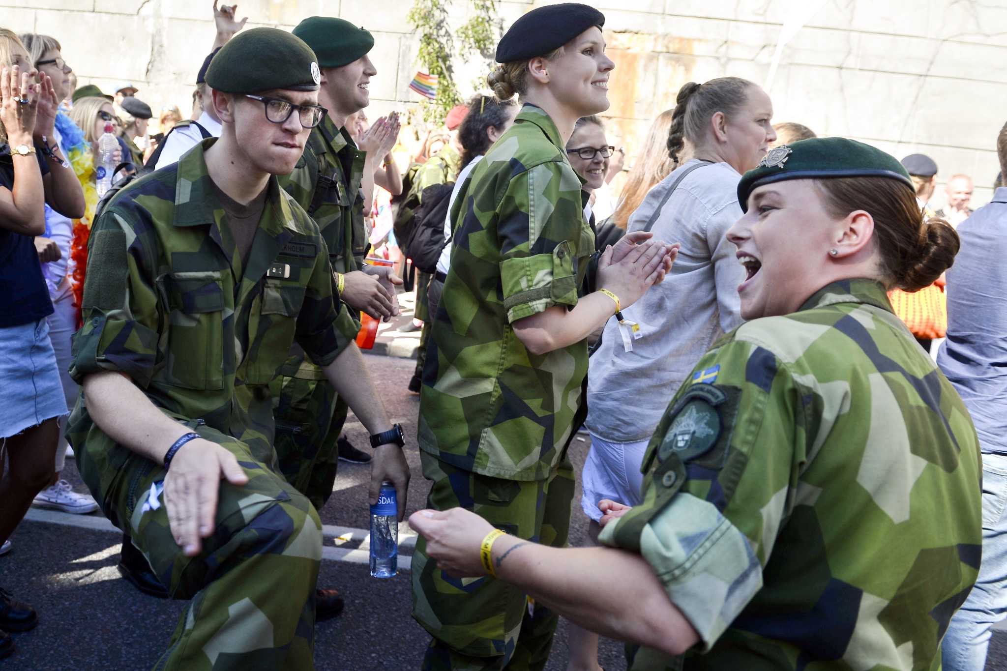 Военные средства массовой информации. Солдаты Швеции. Войска Швеции. Военные силы Швеции. Шведские военнослужащие.