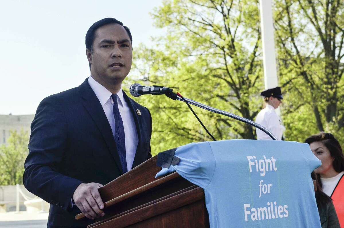 U.S. Rep. Joaquin Castro and other House Democrats shared the cost of the computer contractors.