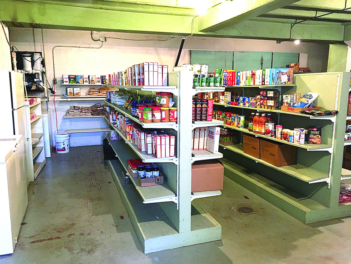 Blessings Food Pantry Nourishing Communities, One Meal at a Time. Blessings Food Pantry Nourishing Communities, One Meal at a Time.