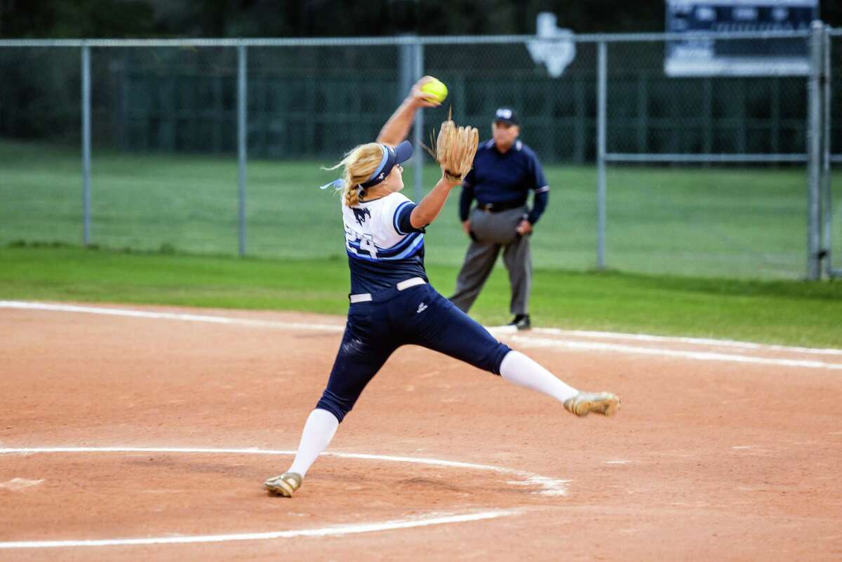 Lady Mustangs Poised for Big Season