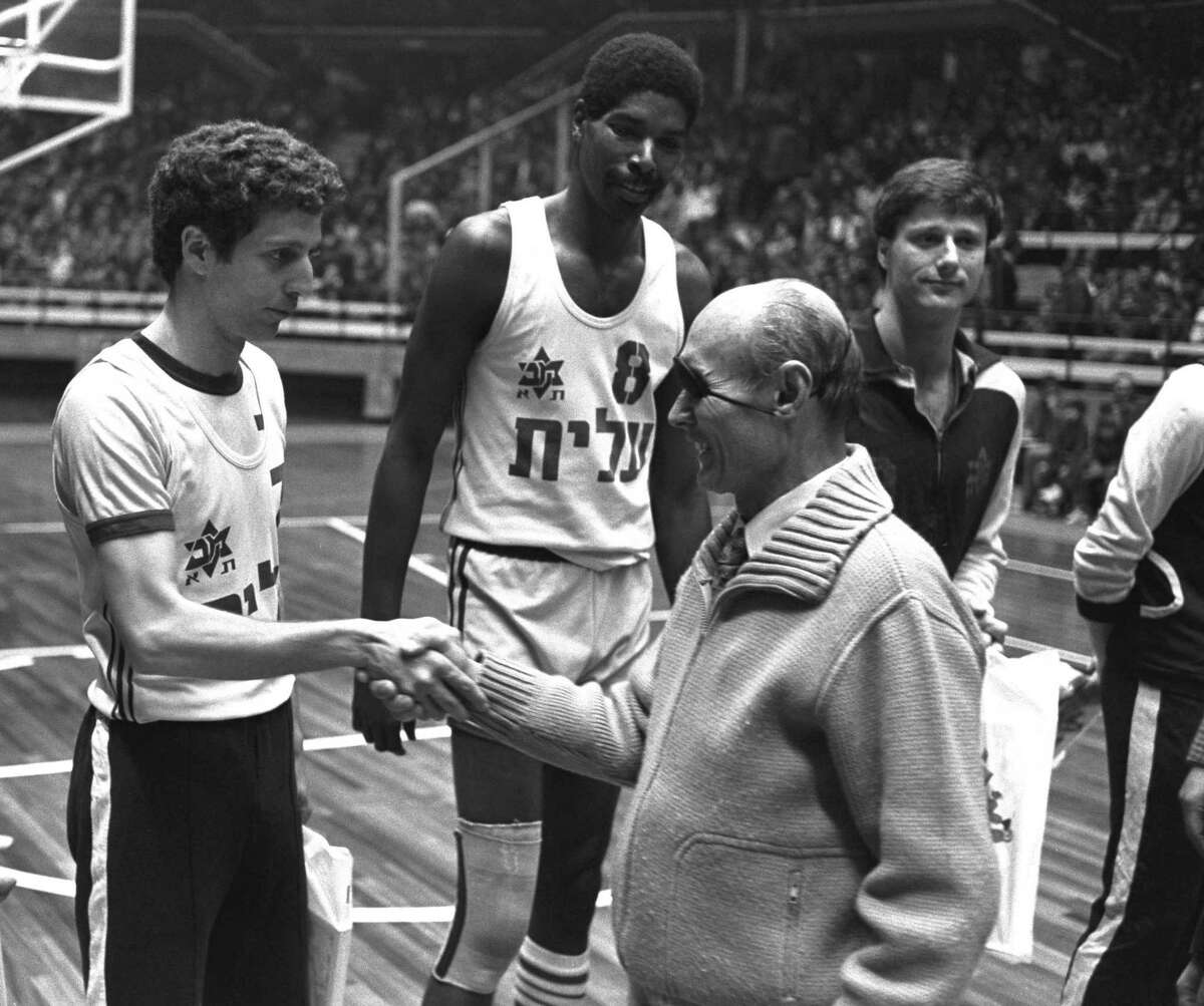 Une deuxième équipe de basketball à Montréal | Radio-Canada