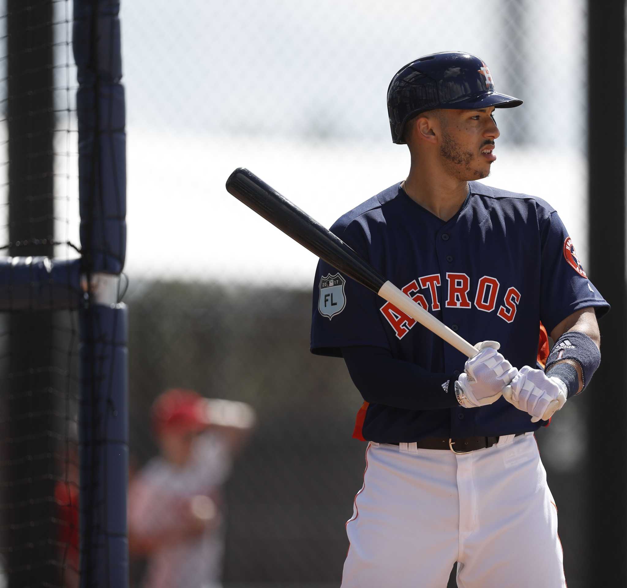 Astros' Carlos Correa progresses to regular batting practice