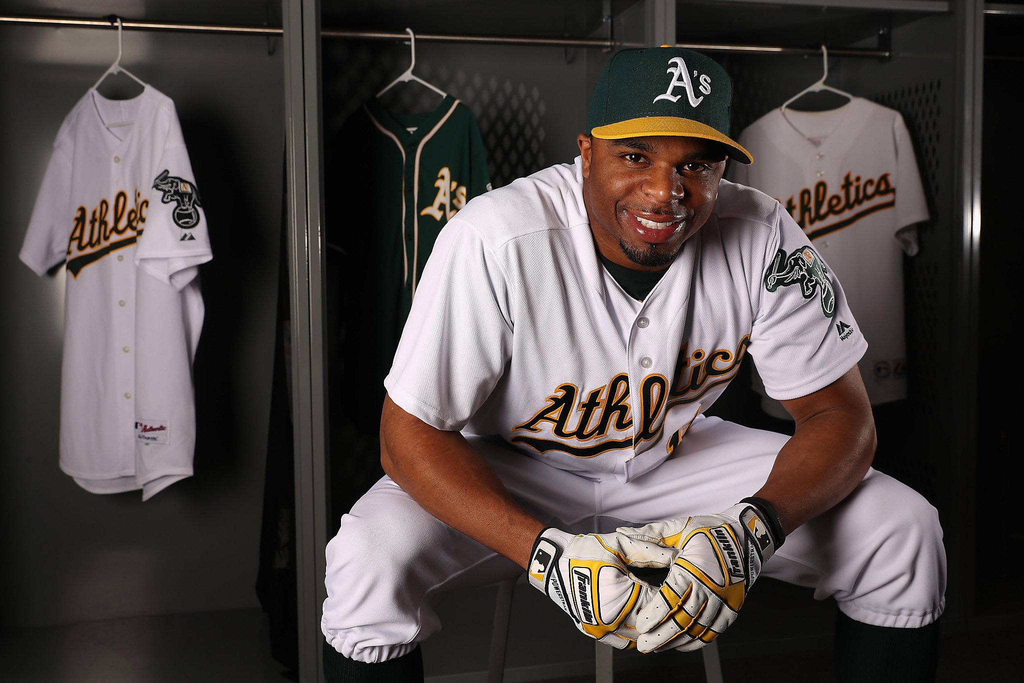 A's Rajai Davis in Cleveland for first time since World Series