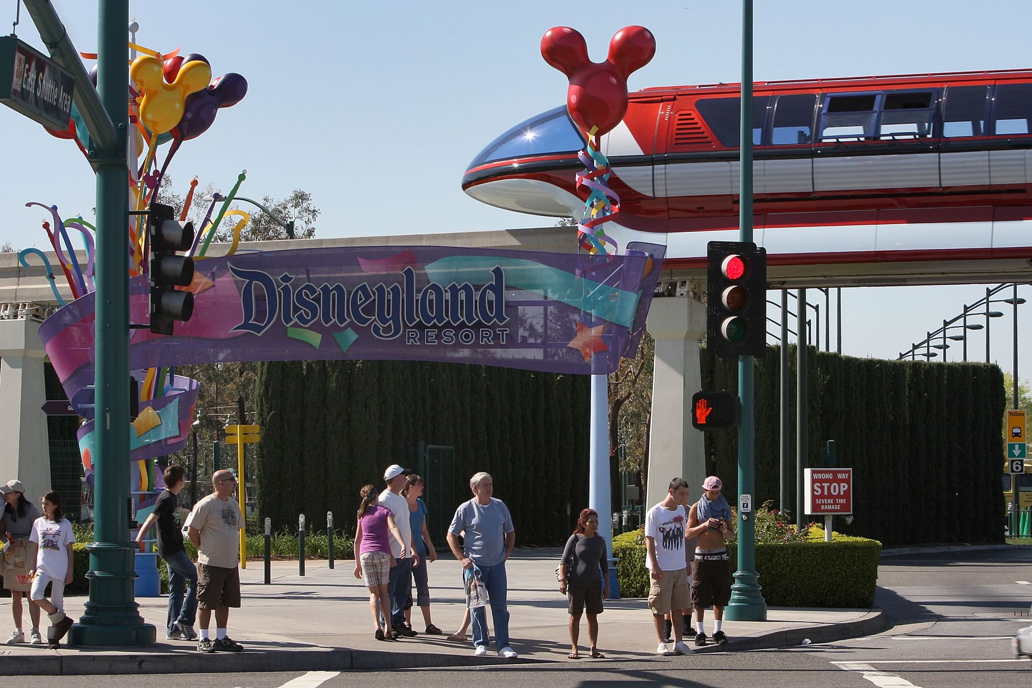 23 crazy facts about Disneyland