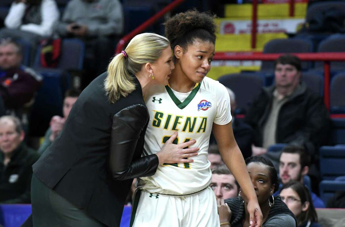 Siena women fall to Iona in MAAC Tournament