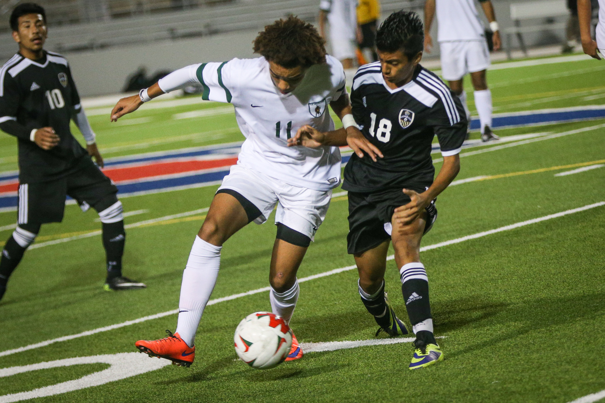 BOYS SOCCER: The Woodlands outlasts Conroe in district battle