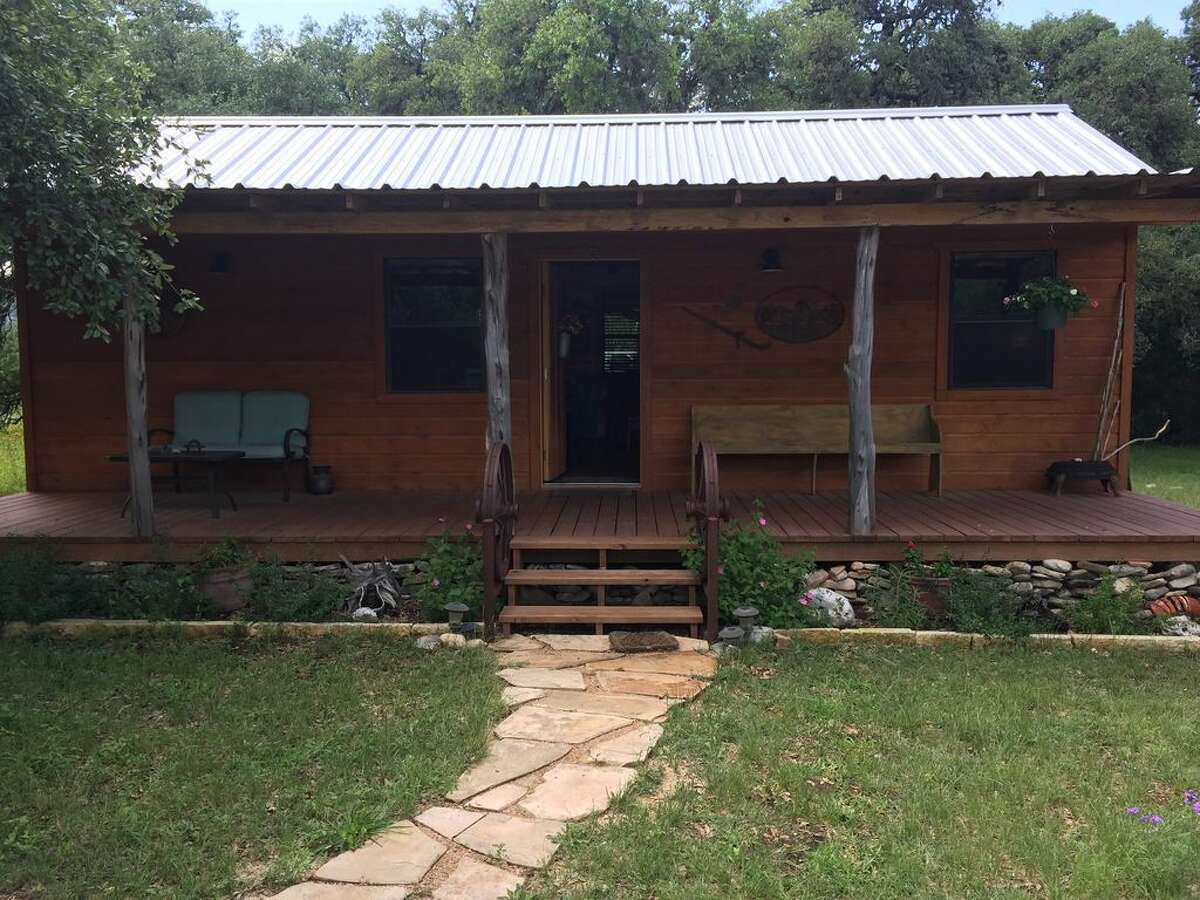 4 sisters ranch utopia tx for sale