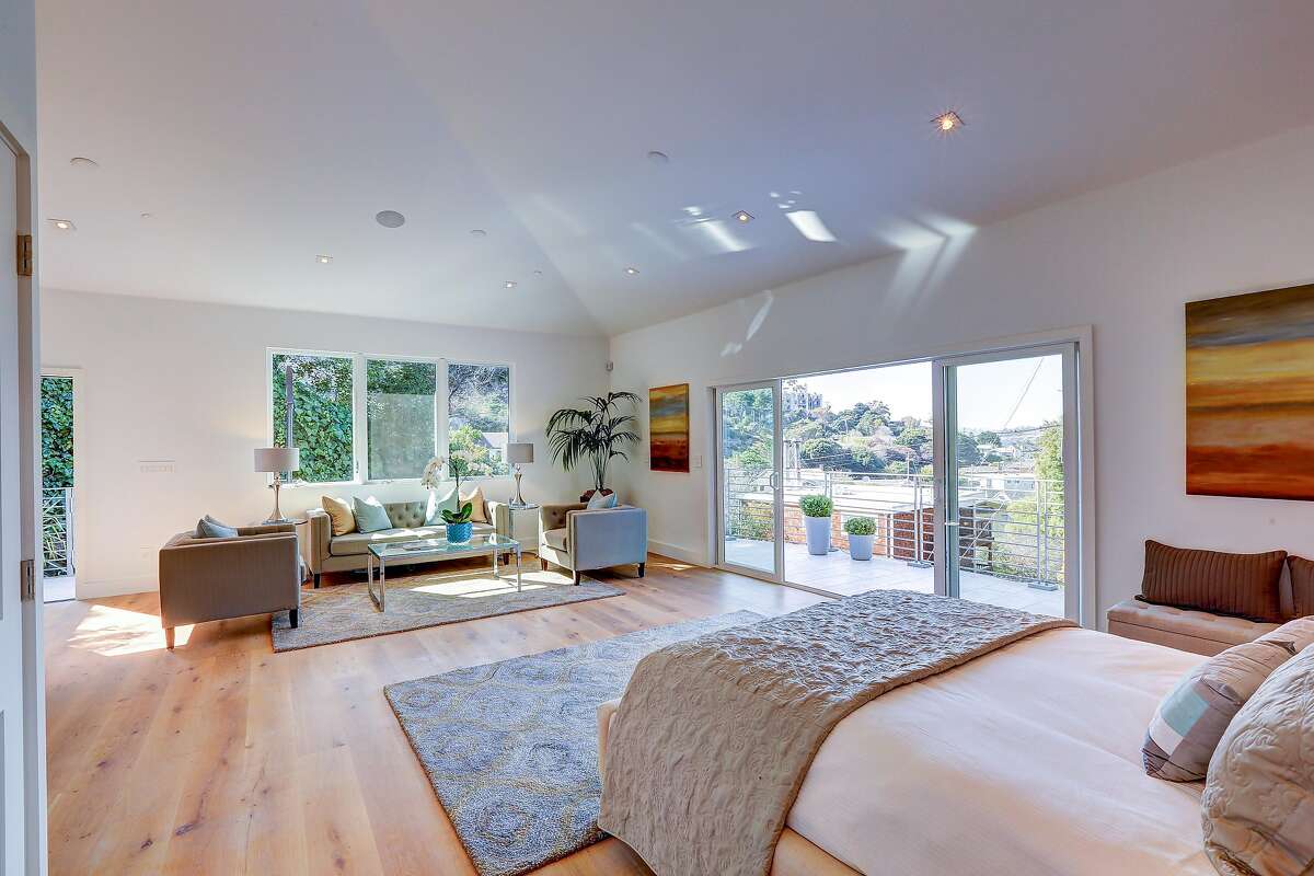 Trilevel Sausalito home boasts refined spaces, great views