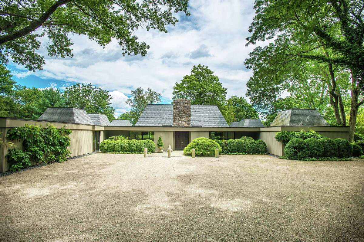 Fairfield home once owned by famed composer Richard Rodgers for sale