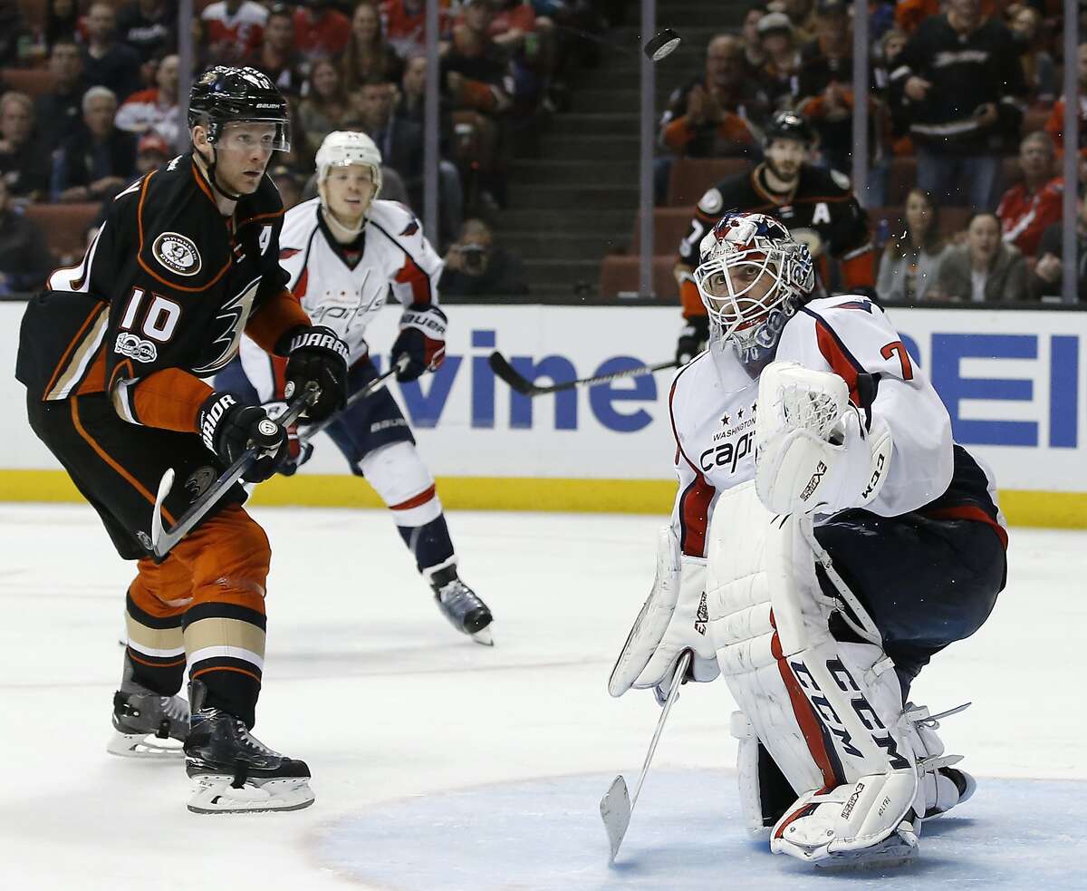 Ducks beat Capitals