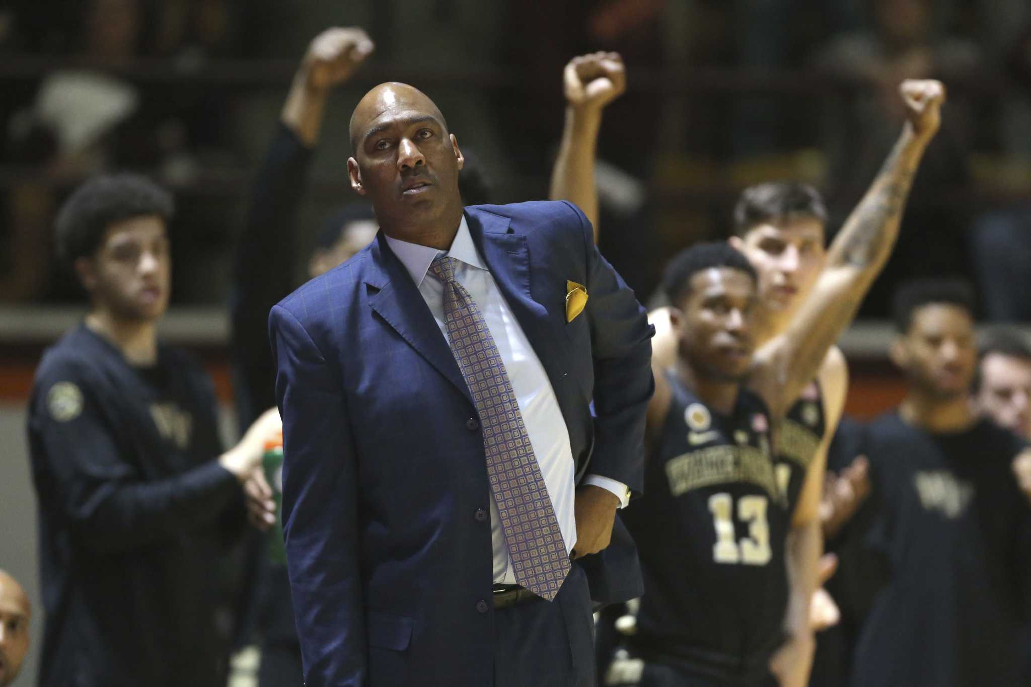 Manning's name a link to tournament history