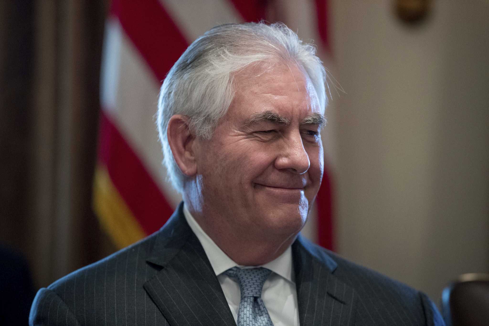 Tillerson said to use email alias `Wayne Tracker' at Exxon Mobil