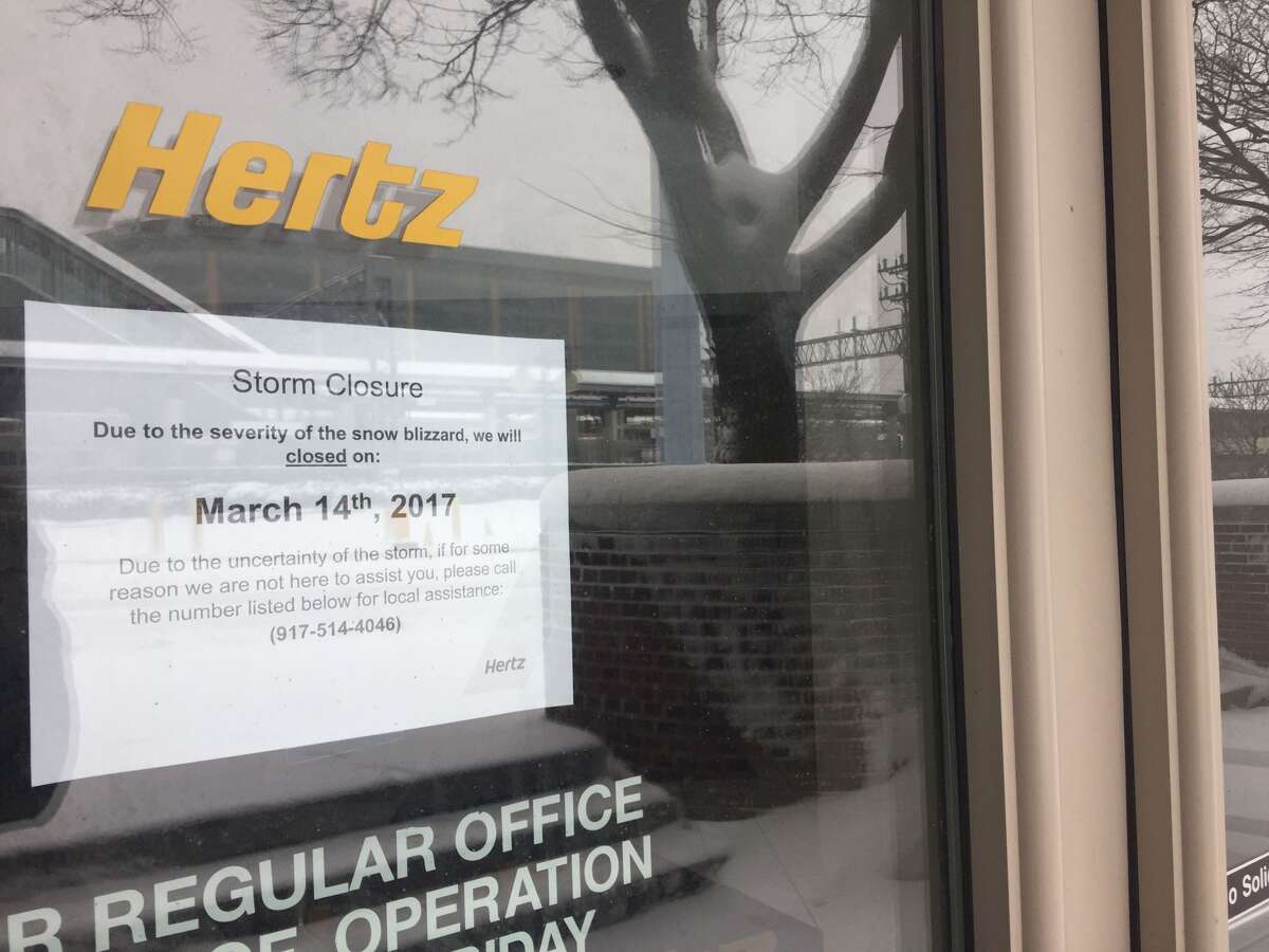 MetroNorth suspending all rail service by noon Tuesday