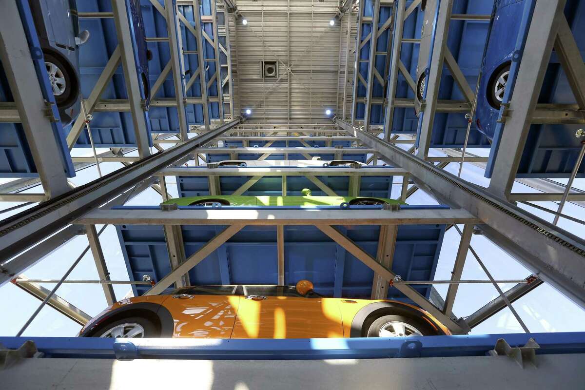 8story car vending machine opens in San Antonio
