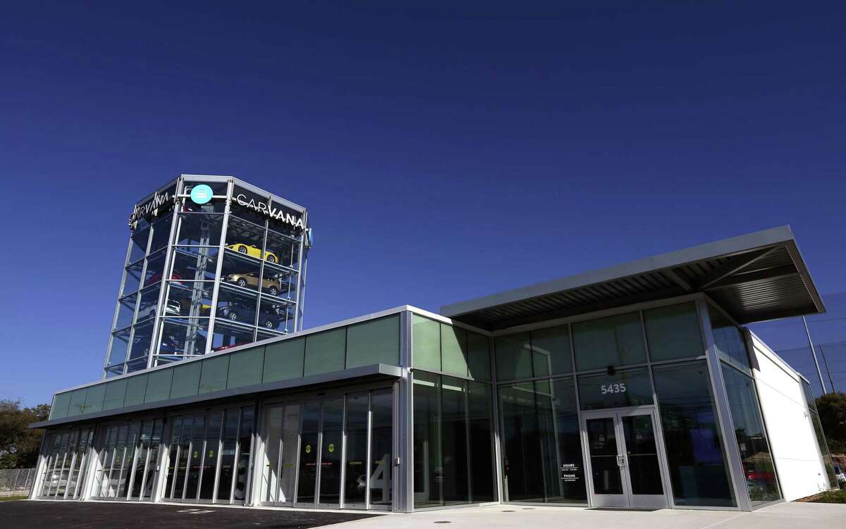 8story car vending machine opens in San Antonio