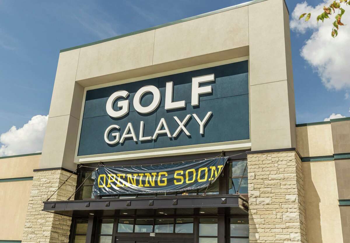 Attendance light at Dick’s Norwalk opening Wednesday morning