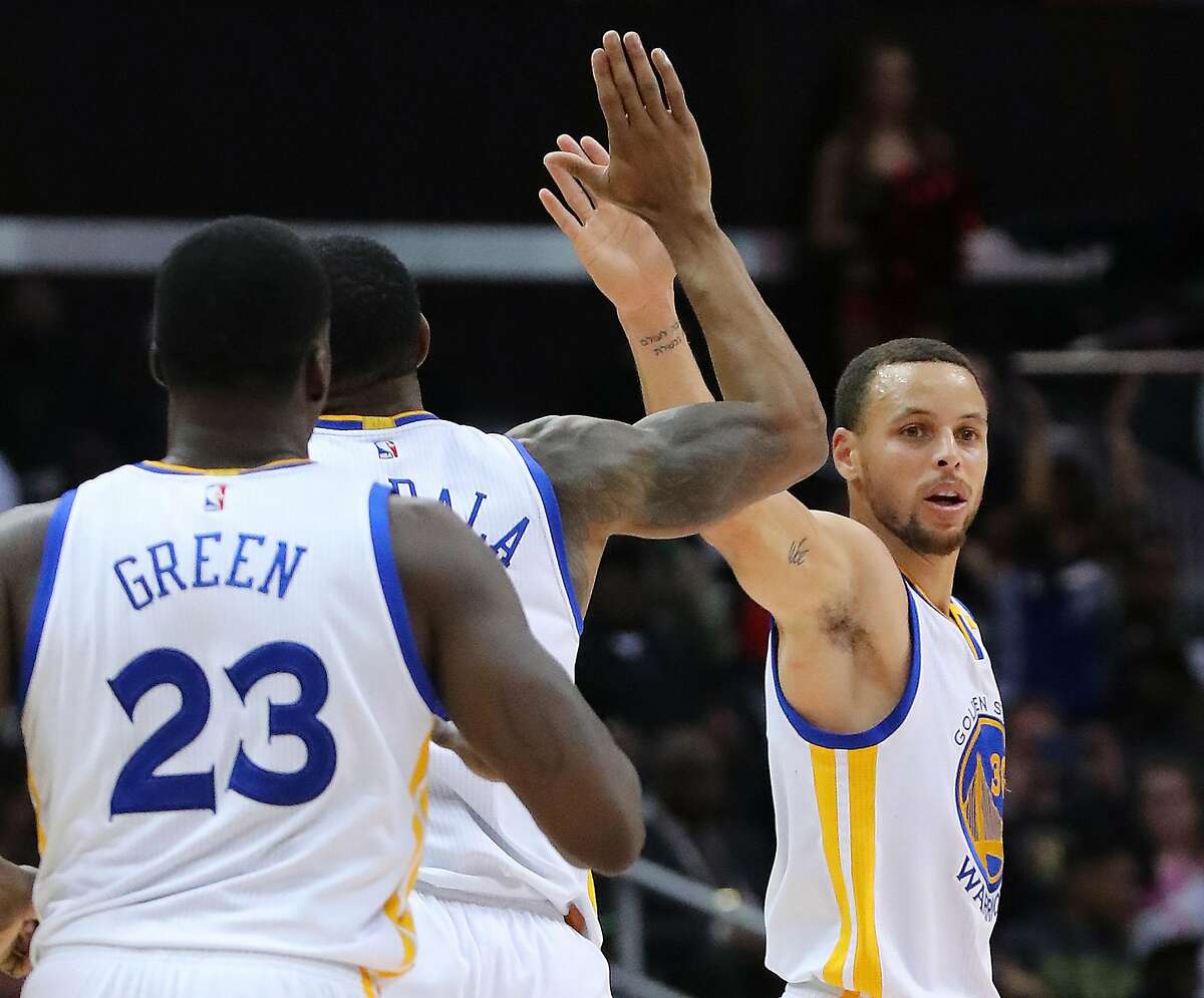 Curry prioritizes rest to break out of shooting slump