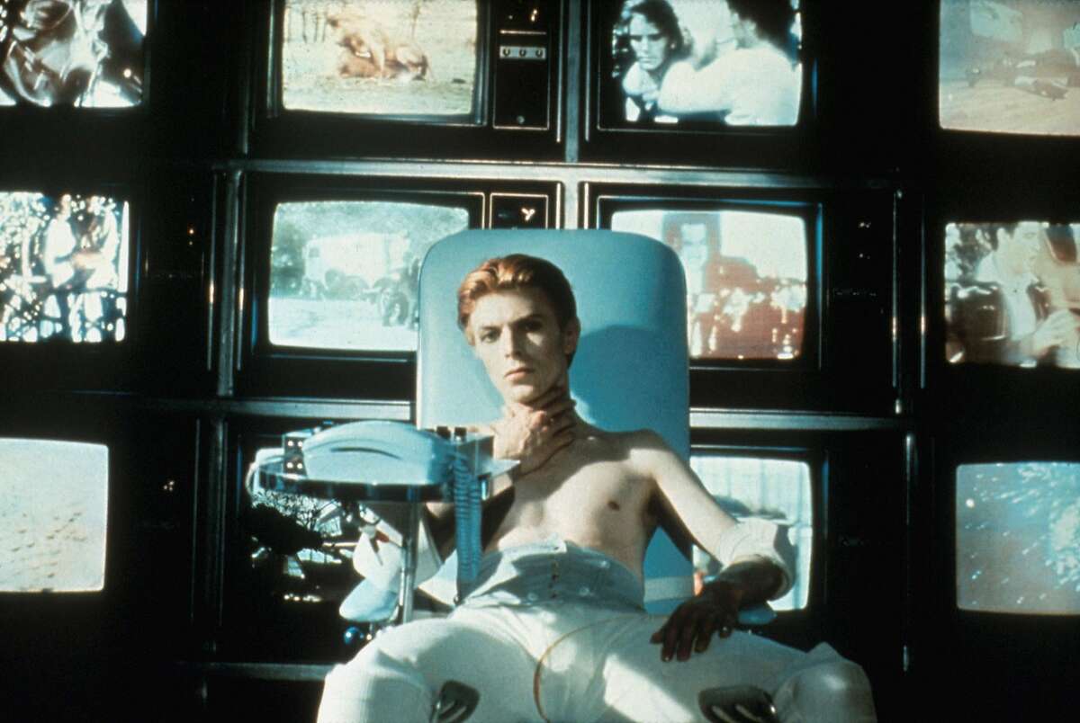 David Bowie stars in THE MAN WHO FELL TO EARTH.