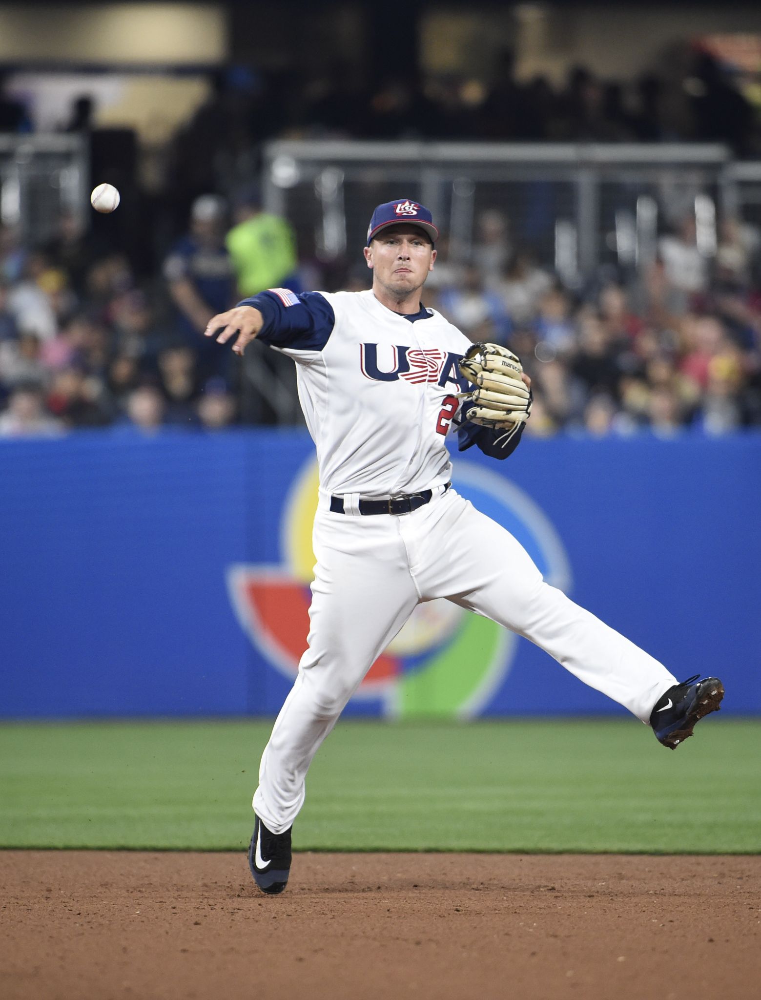 Adam Jones, Eric Hosmer homer to lift U.S. to win over Venezuela at World  Baseball Classic – The Denver Post