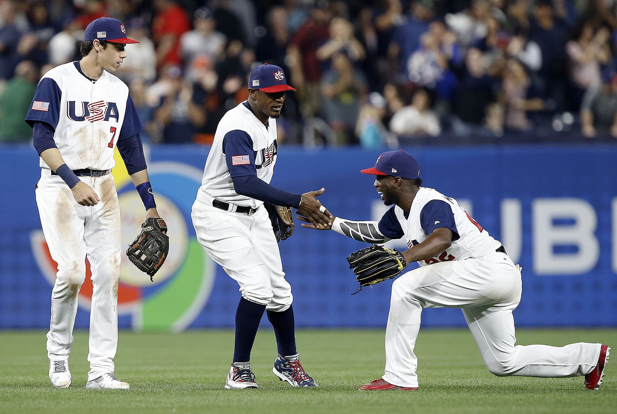 Adam Jones, Eric Hosmer homer to lift U.S. to win over Venezuela at World  Baseball Classic – The Denver Post