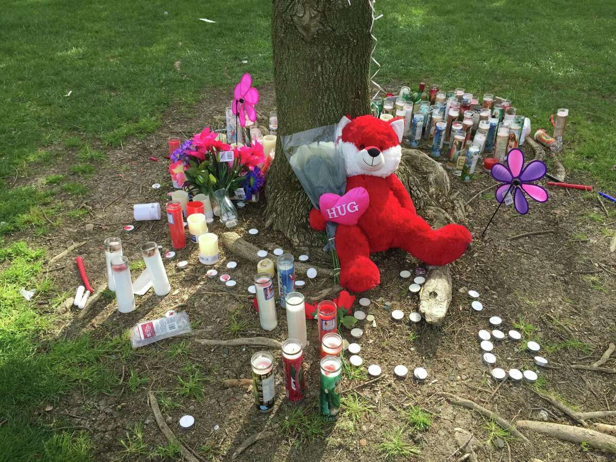 Makeshift memorial at Knoll Park in Antioch for Elena Mondragon, 16, who was shot and killed by Fremont detectives in Hayward on Tuesday.