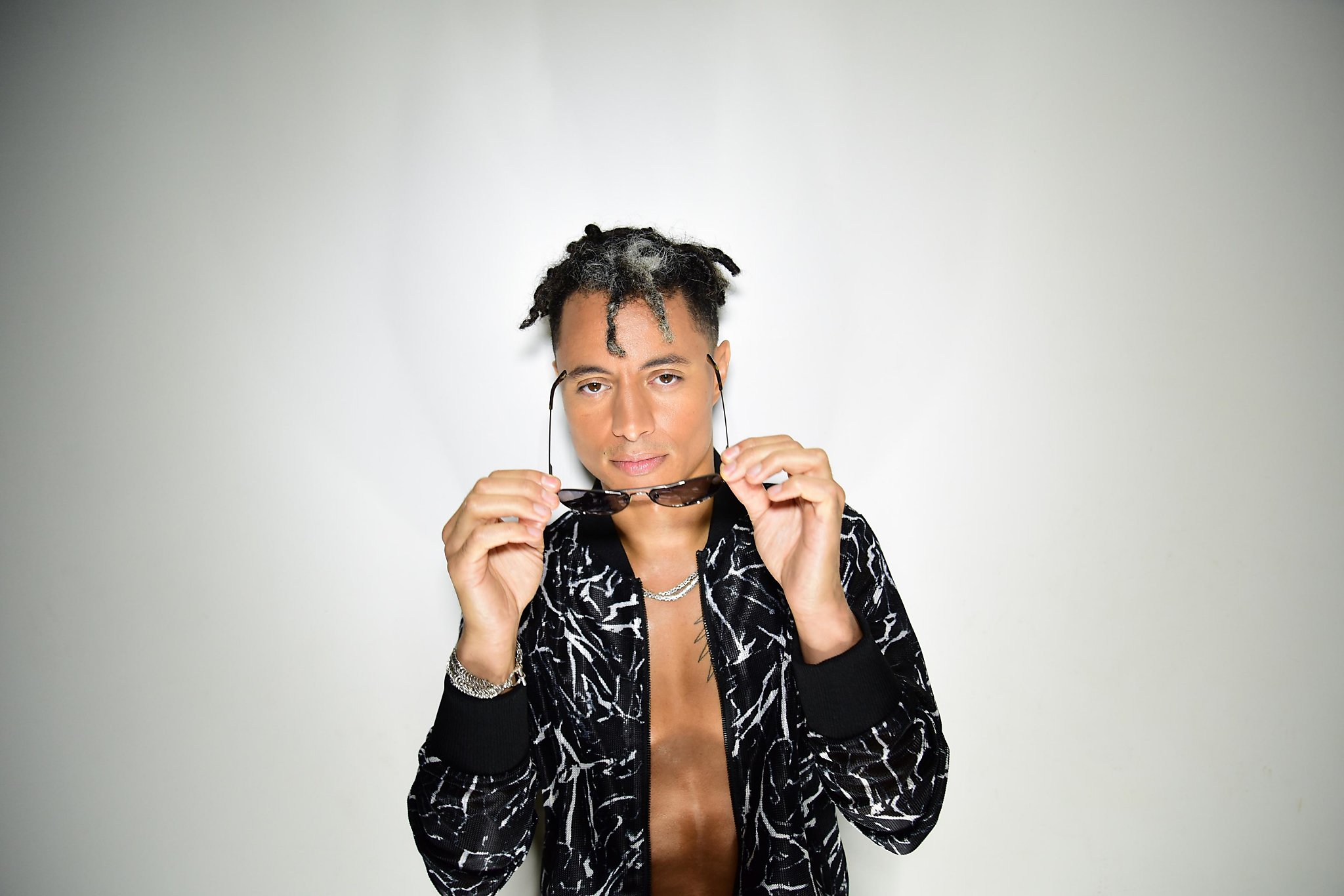 Vocalist José James embraces the collaboration