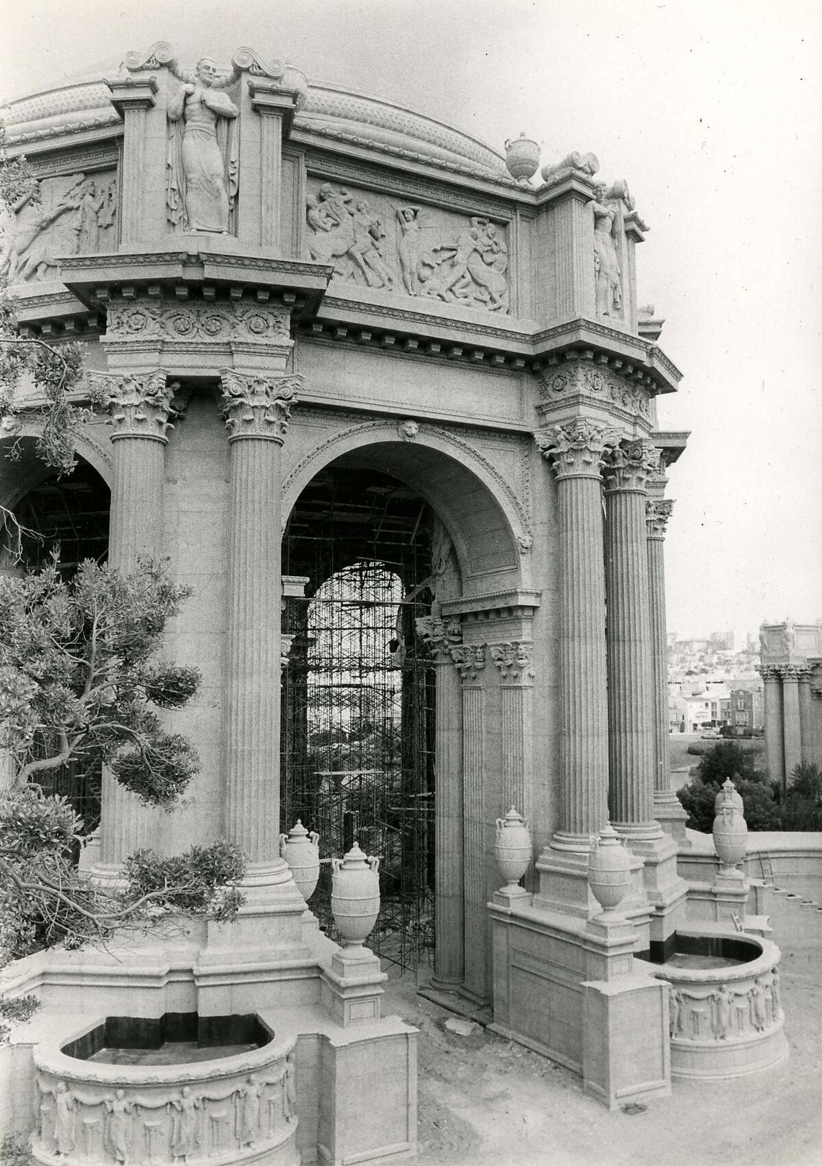 San Francisco Palace of Fine Arts after restoration. August 2, 1967