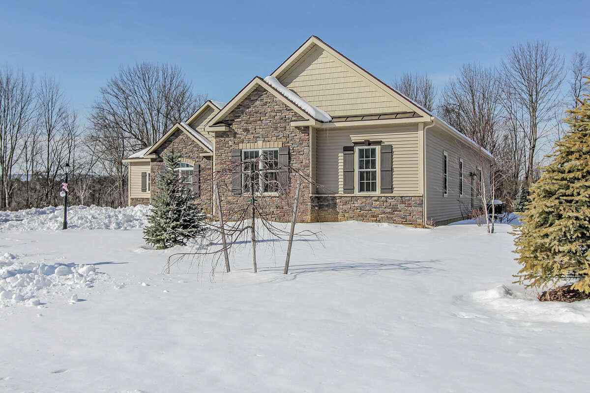 House of the Week Ranch in Guilderland