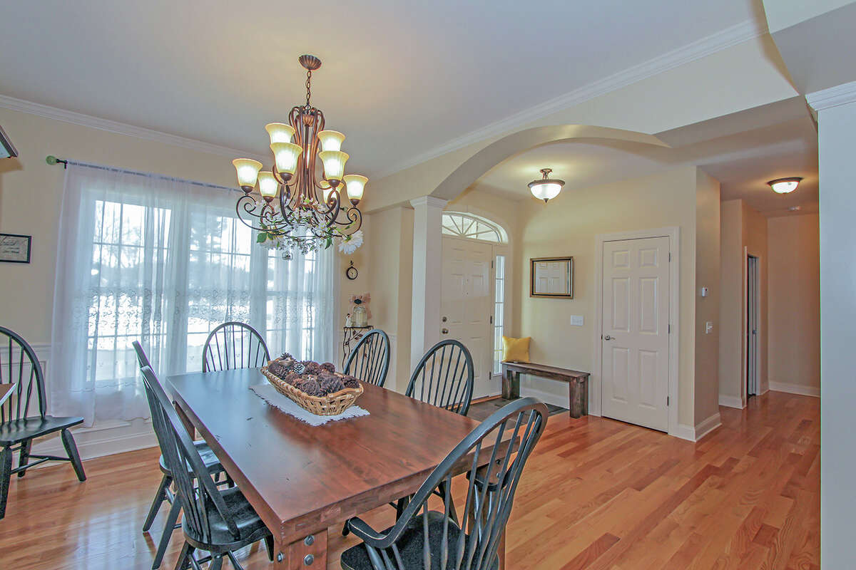 House of the Week Ranch in Guilderland