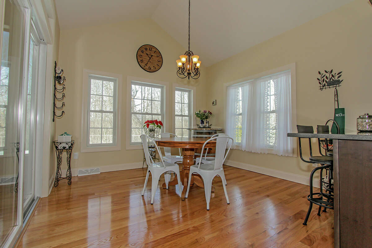 House of the Week Ranch in Guilderland