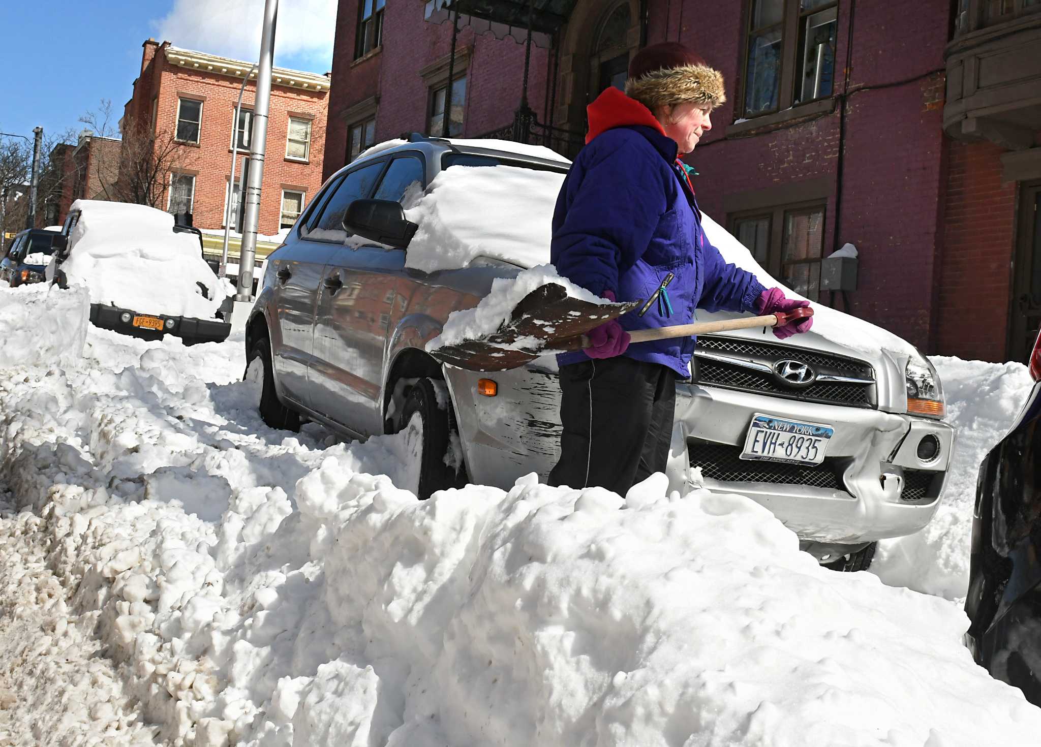 Capital Region spring storm forecast: 3-6 inches of wet, heavy snow Friday