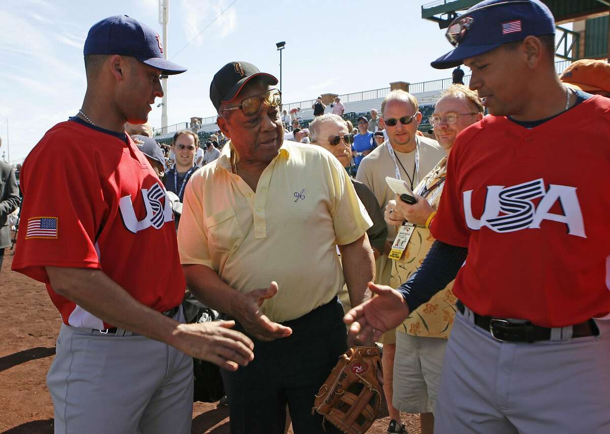giants_238_df.jpg Derek Jeter (left) and Alex Rodriguez (right) met baseball legend Willie Mays for the first time before the game. The two players seemed so happy to finally meet him that they both tried to shake his hand at once. Team USA of the Baseball Classic played an exhibition game today against the San Francisco Giants at Scottsdale Stadium. Event was shot on 3/5/06 in Scottsdale. San Francisco Chronicle photo by Deanne Fitzmaurice